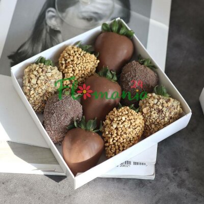 Клубника в шоколаде «Клубничное спасибо»